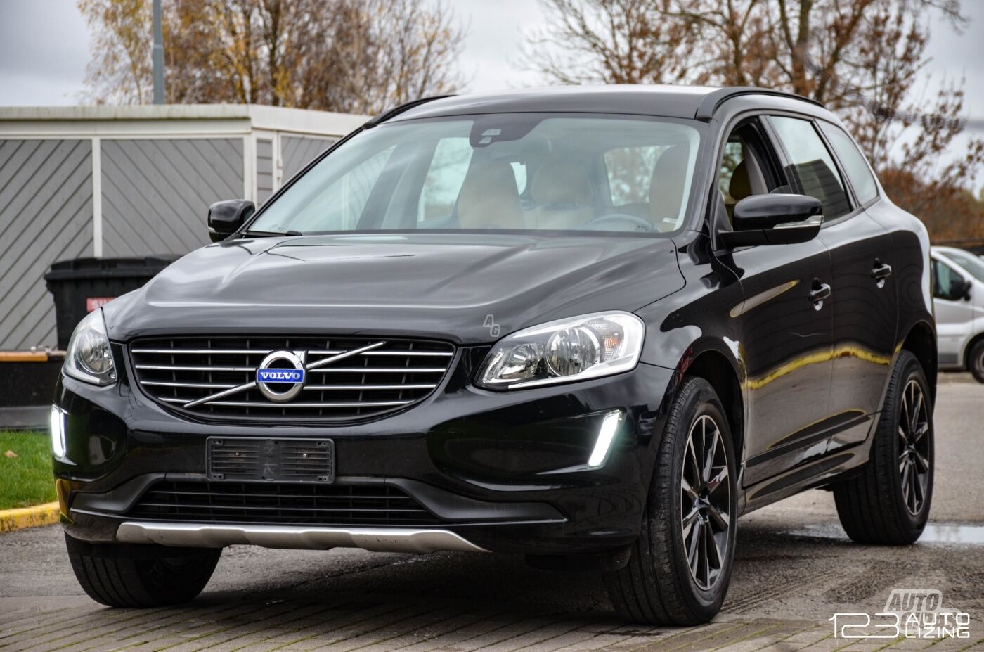 Volvo XC60 2015 y Off-road / Crossover