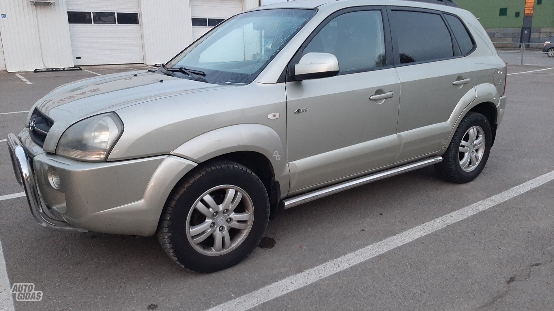 Hyundai Tucson 2007 г Внедорожник / Кроссовер