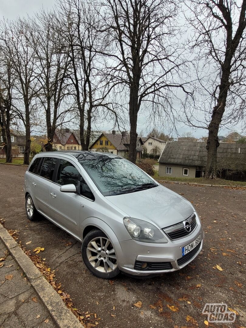 Opel Zafira 2007 m Vienatūris