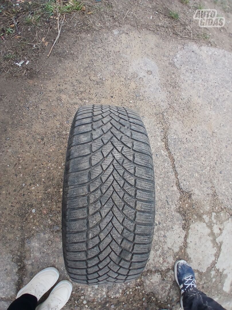 Bridgestone Bridgestone Blizak R17 winter tyres passanger car