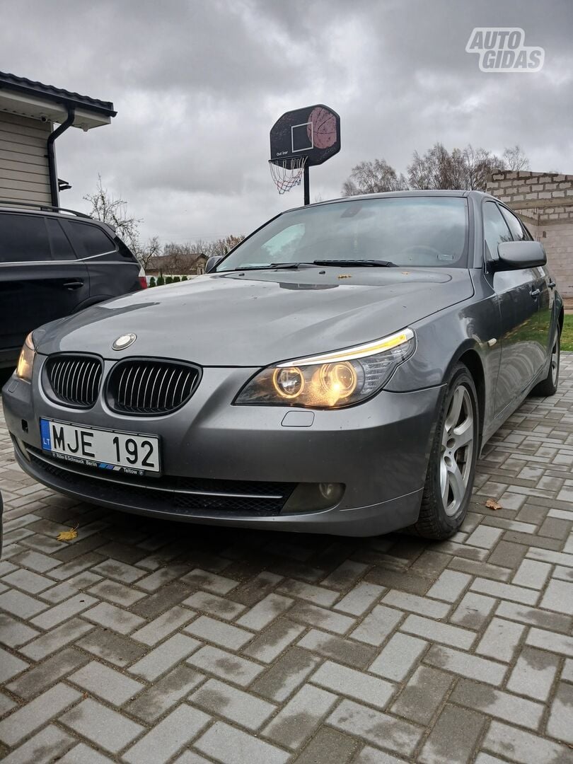 Bmw 530 2007 y Sedan