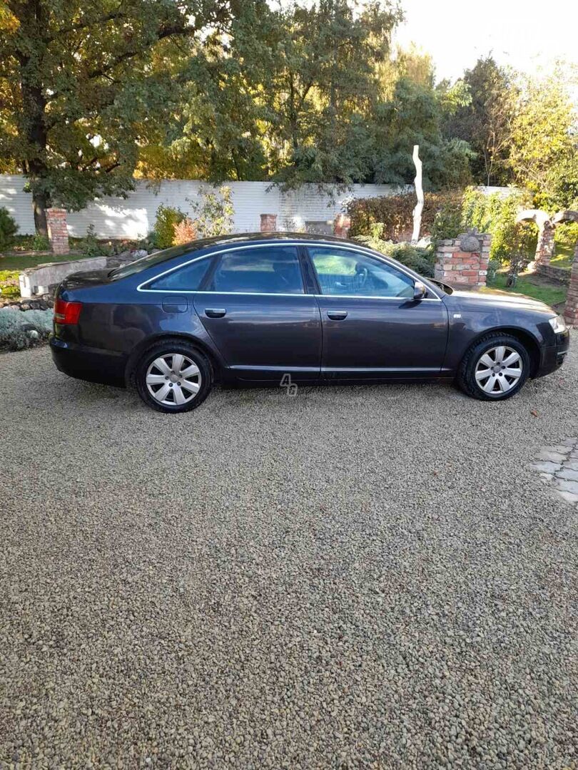 Audi A6 2004 m Sedanas