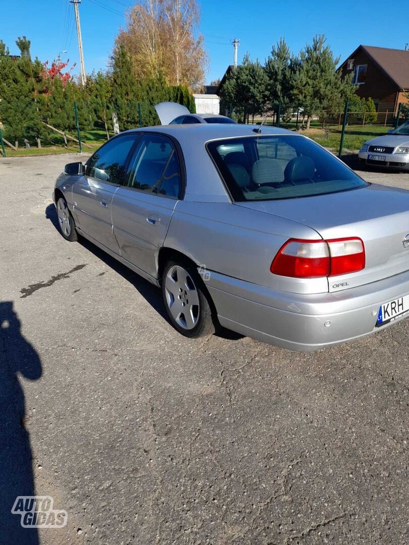 Opel Omega 2001 m Sedanas