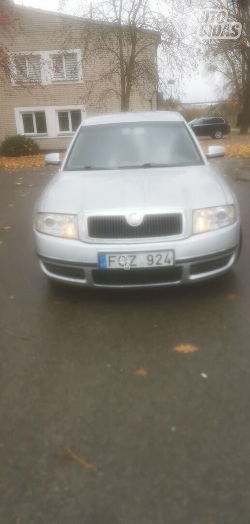 Skoda Superb 2004 m Sedanas