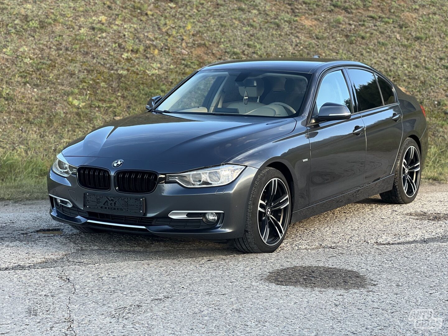 Bmw 320 F30 2012 m