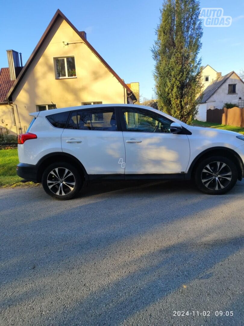 Toyota RAV4 2015 m Visureigis / Krosoveris