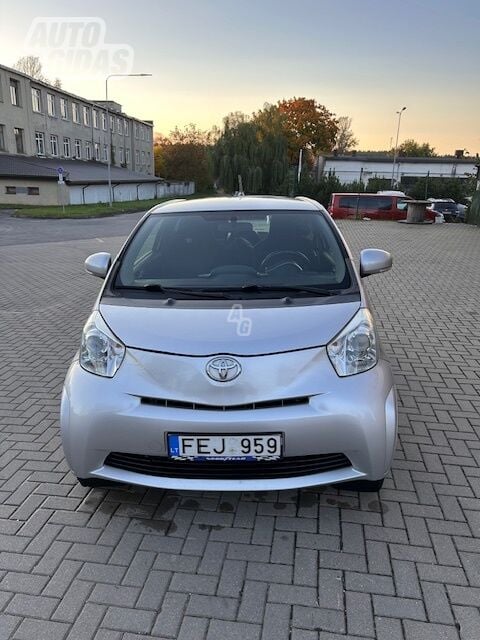 Toyota iQ 2010 m Hečbekas