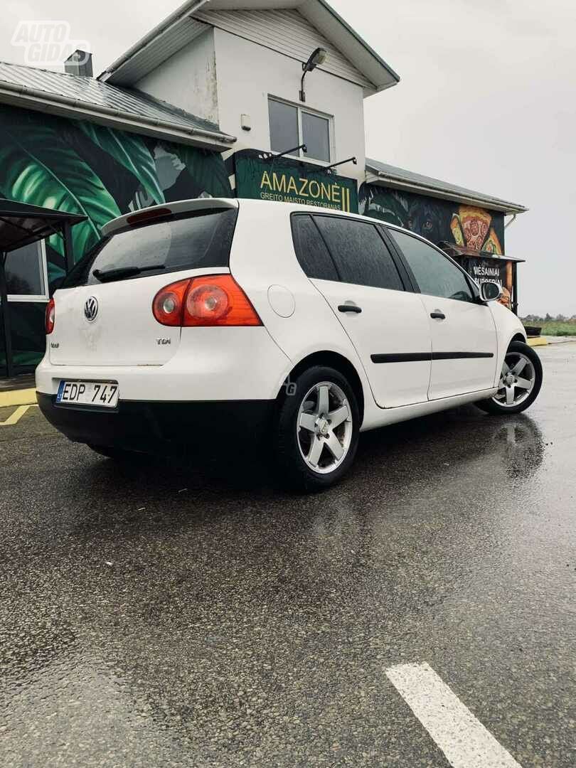 Volkswagen Golf 2005 y Hatchback