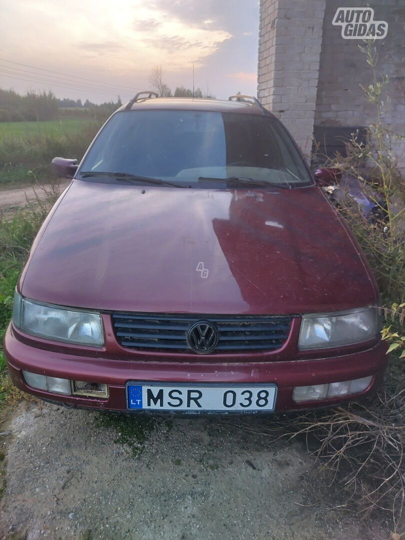 Volkswagen Passat 1994 m Universalas