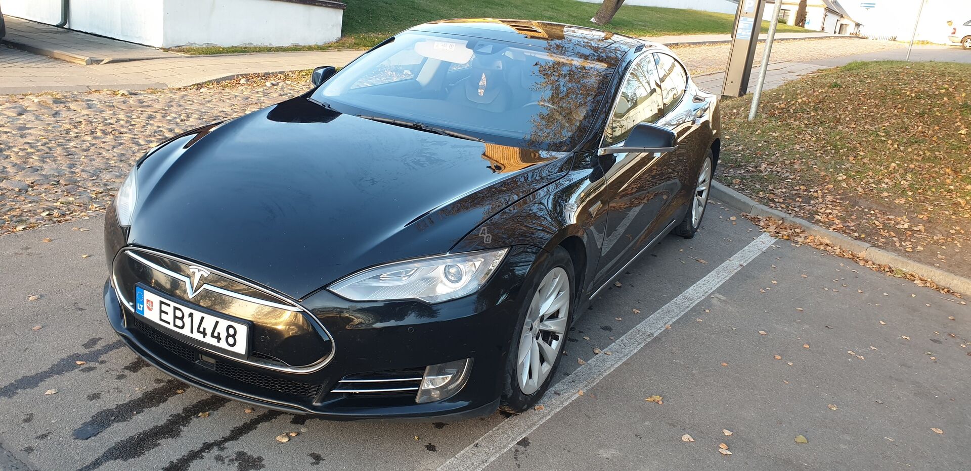 Tesla Model S 2015 m Hečbekas