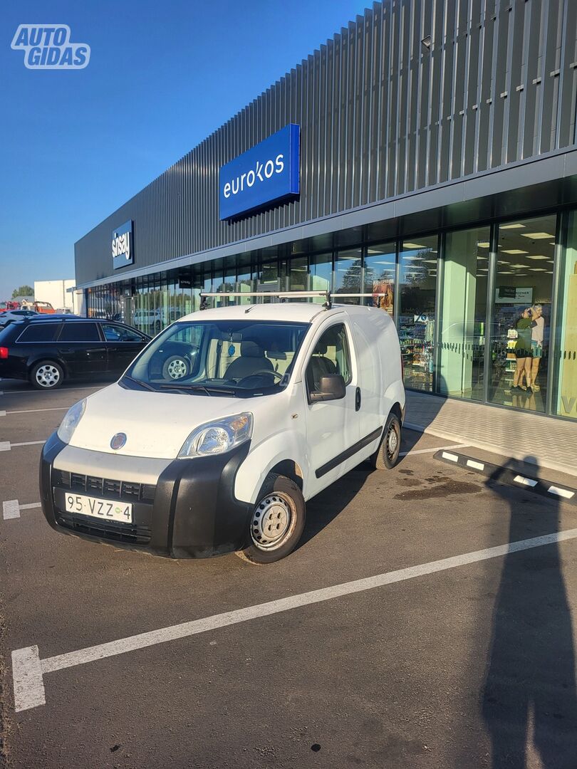 Fiat Fiorino 2010 y Combi minibus