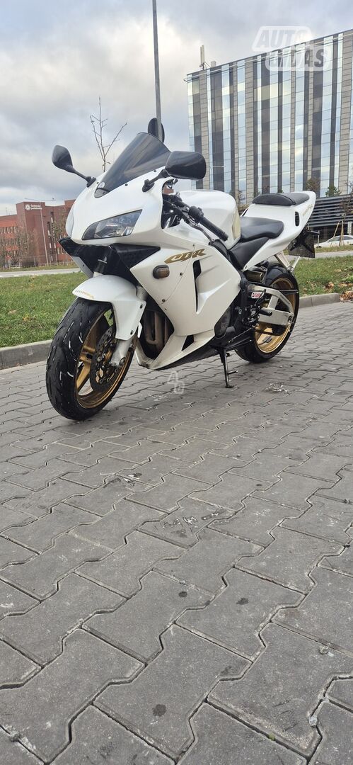 Honda CBR600RR 2003 y Sport / Superbike motorcycle