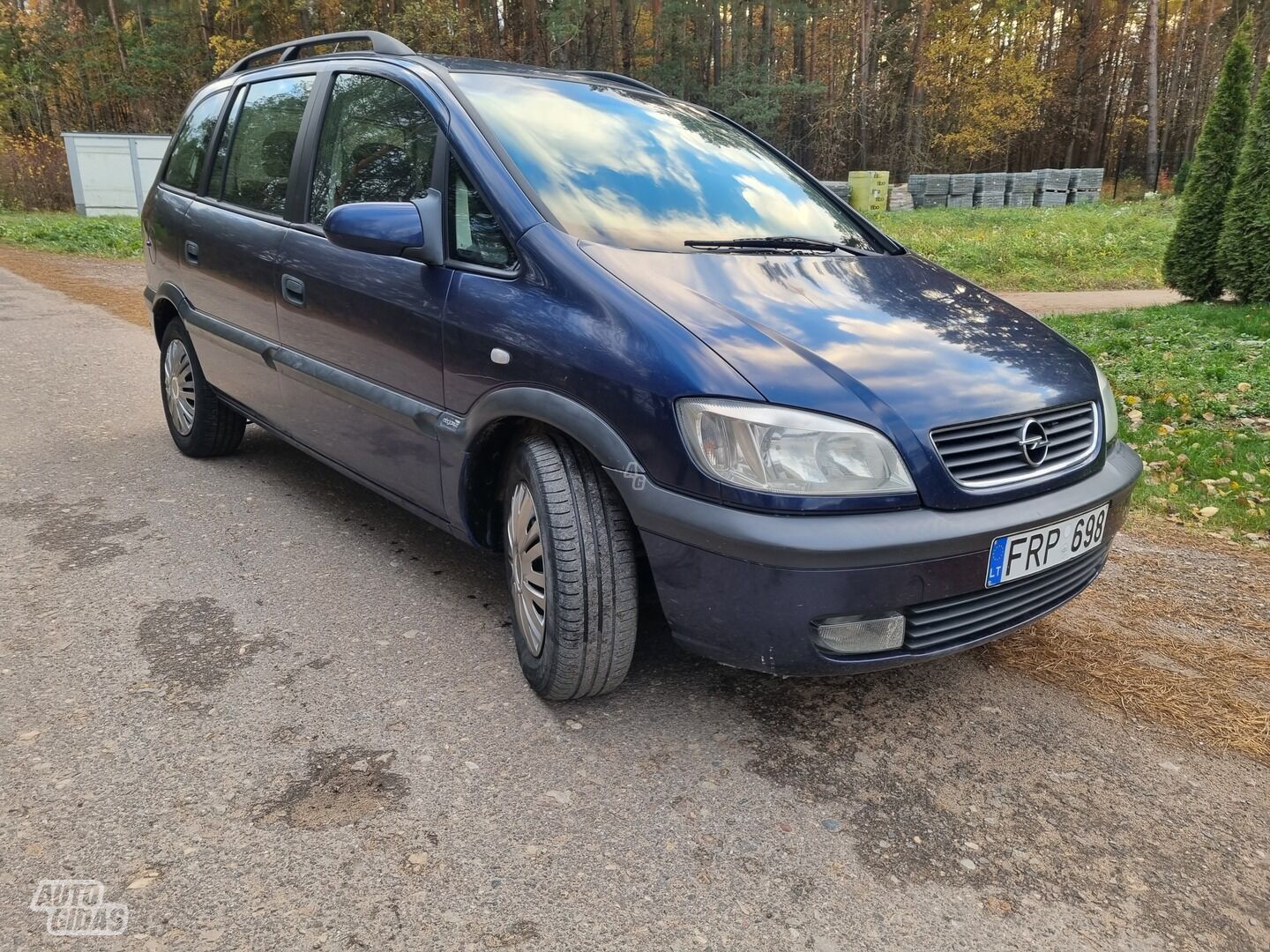 Opel Zafira A 2000 y