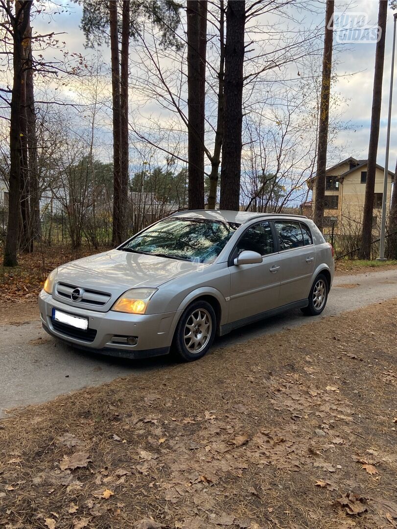 Opel Signum 2004 г Хэтчбек