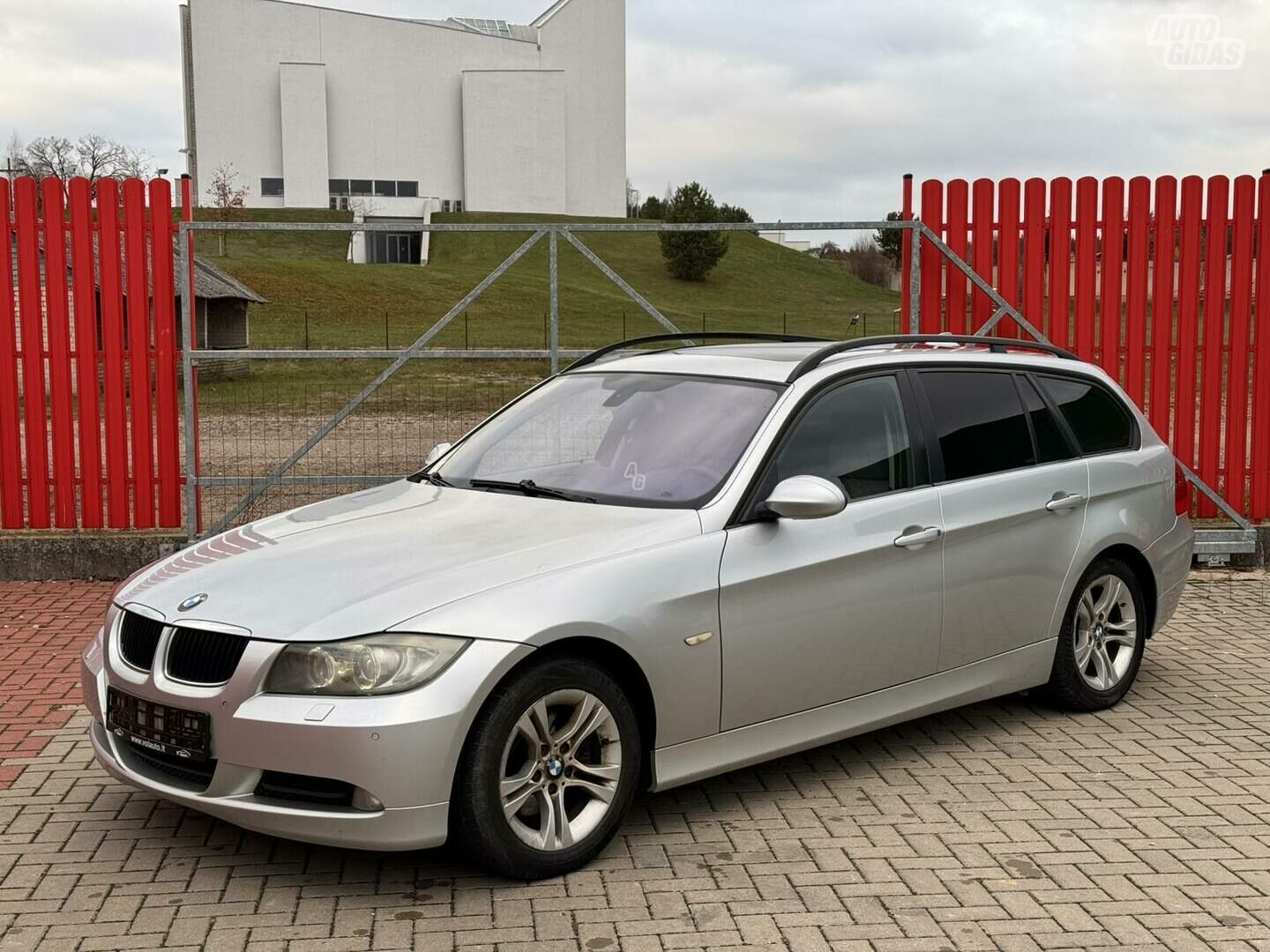 Bmw 320 E91 2007 y