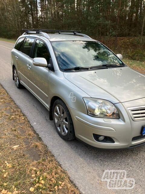 Toyota Avensis T25 2007 г