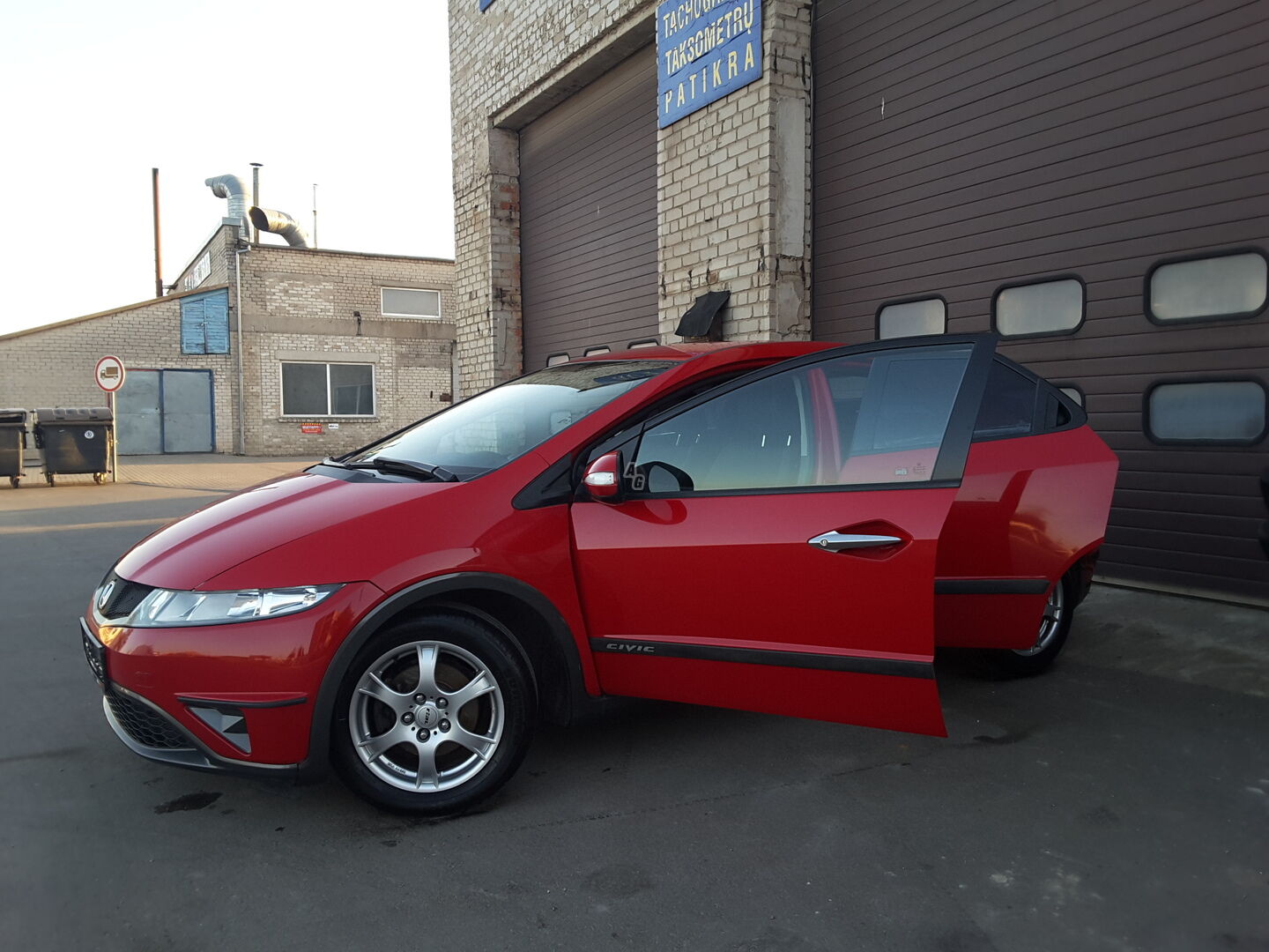 Honda Civic 2011 г Хэтчбек