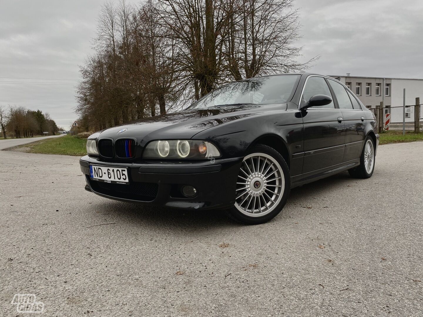 Bmw 520 E39 2001 m