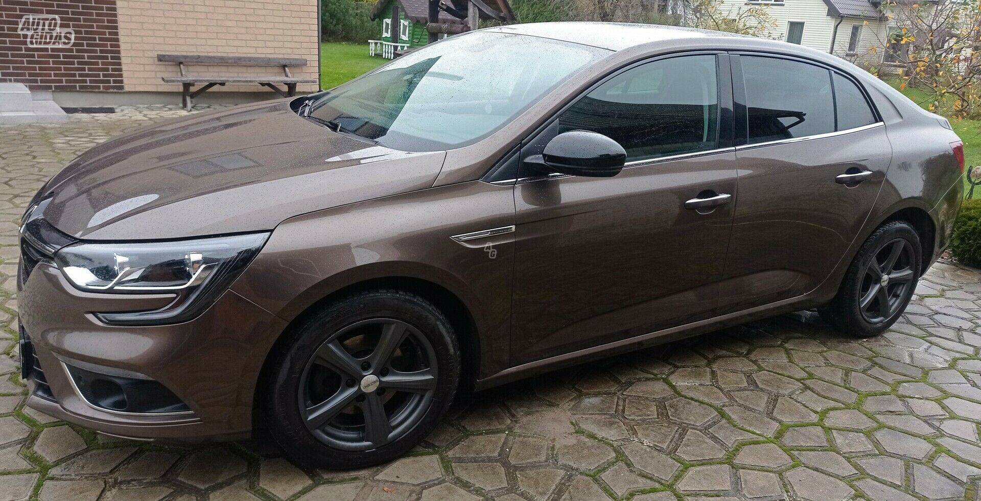 Renault Megane 2019 y Sedan