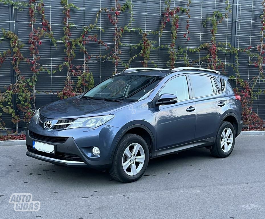 Toyota RAV4 2014 г Внедорожник / Кроссовер