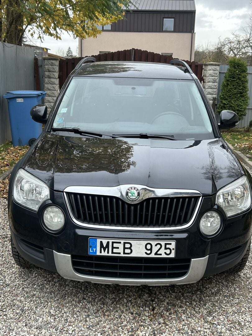 Skoda Yeti 2010 г Внедорожник / Кроссовер