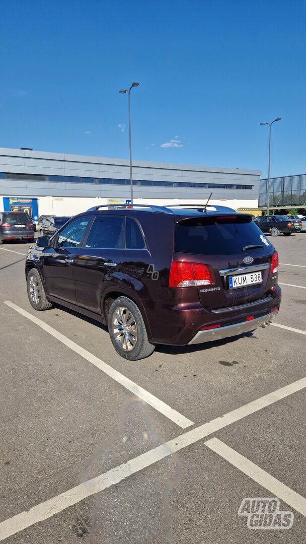 Kia Sorento 2011 y Off-road / Crossover