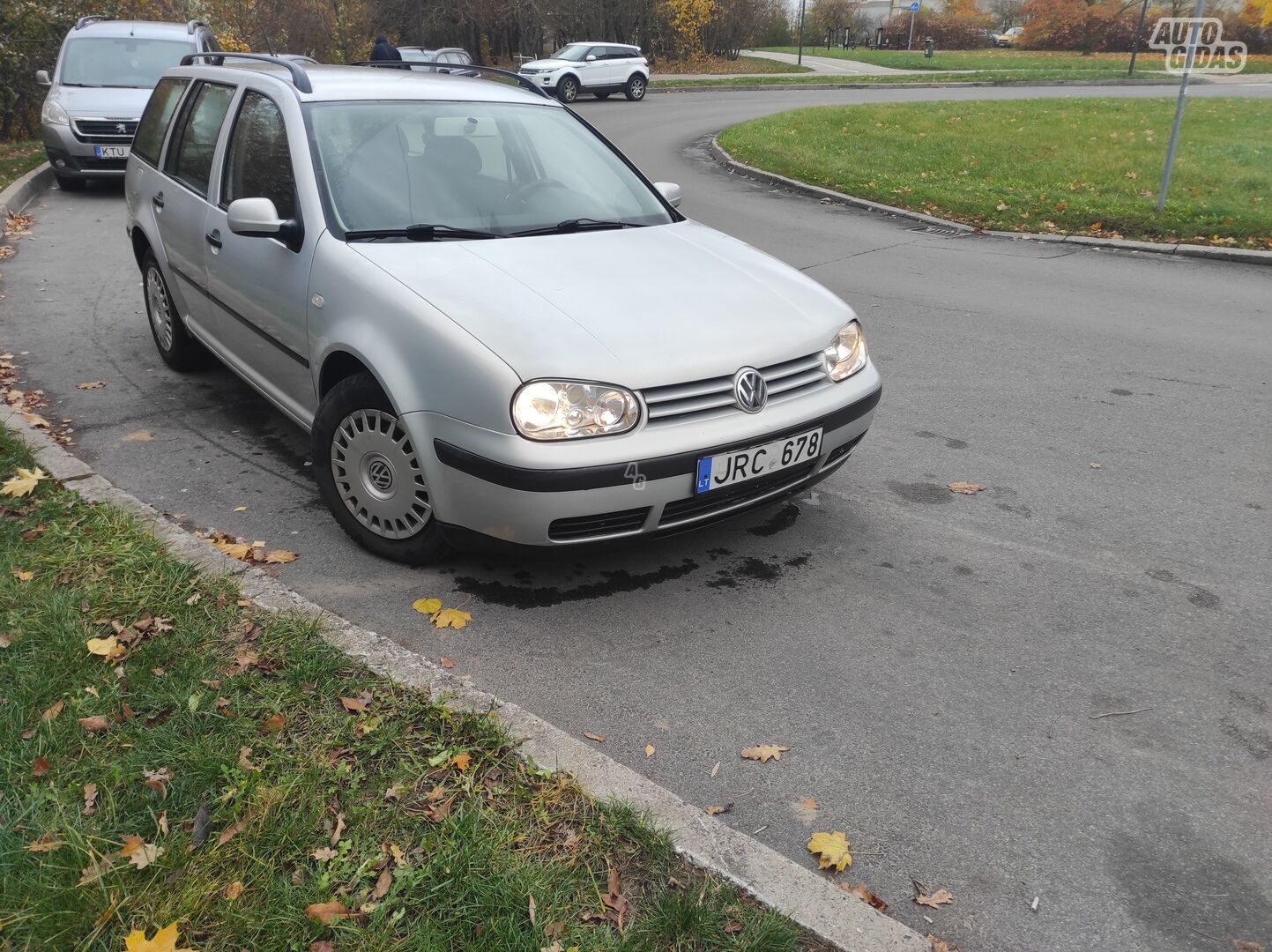 Volkswagen Golf 5548 2000 m