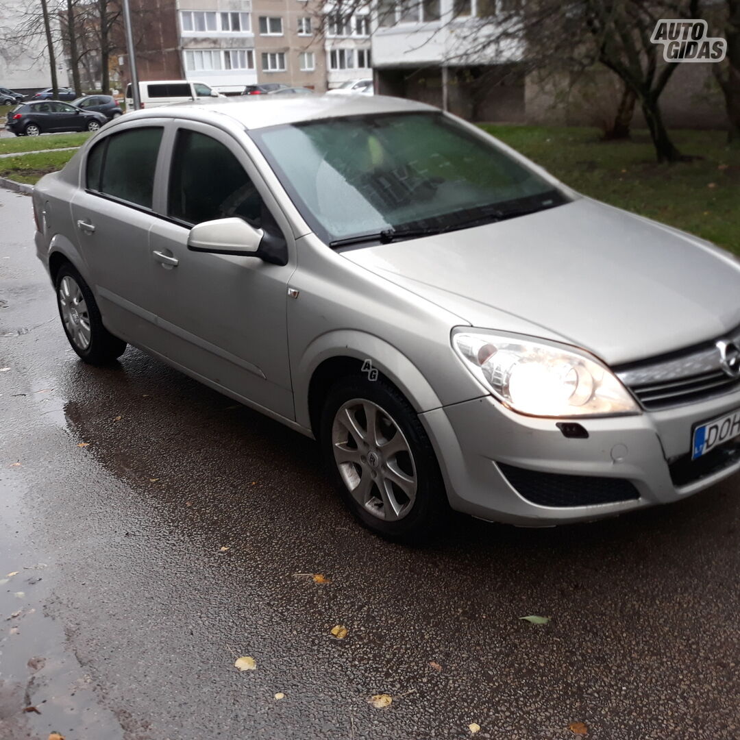 Opel Astra Automat 2008 m