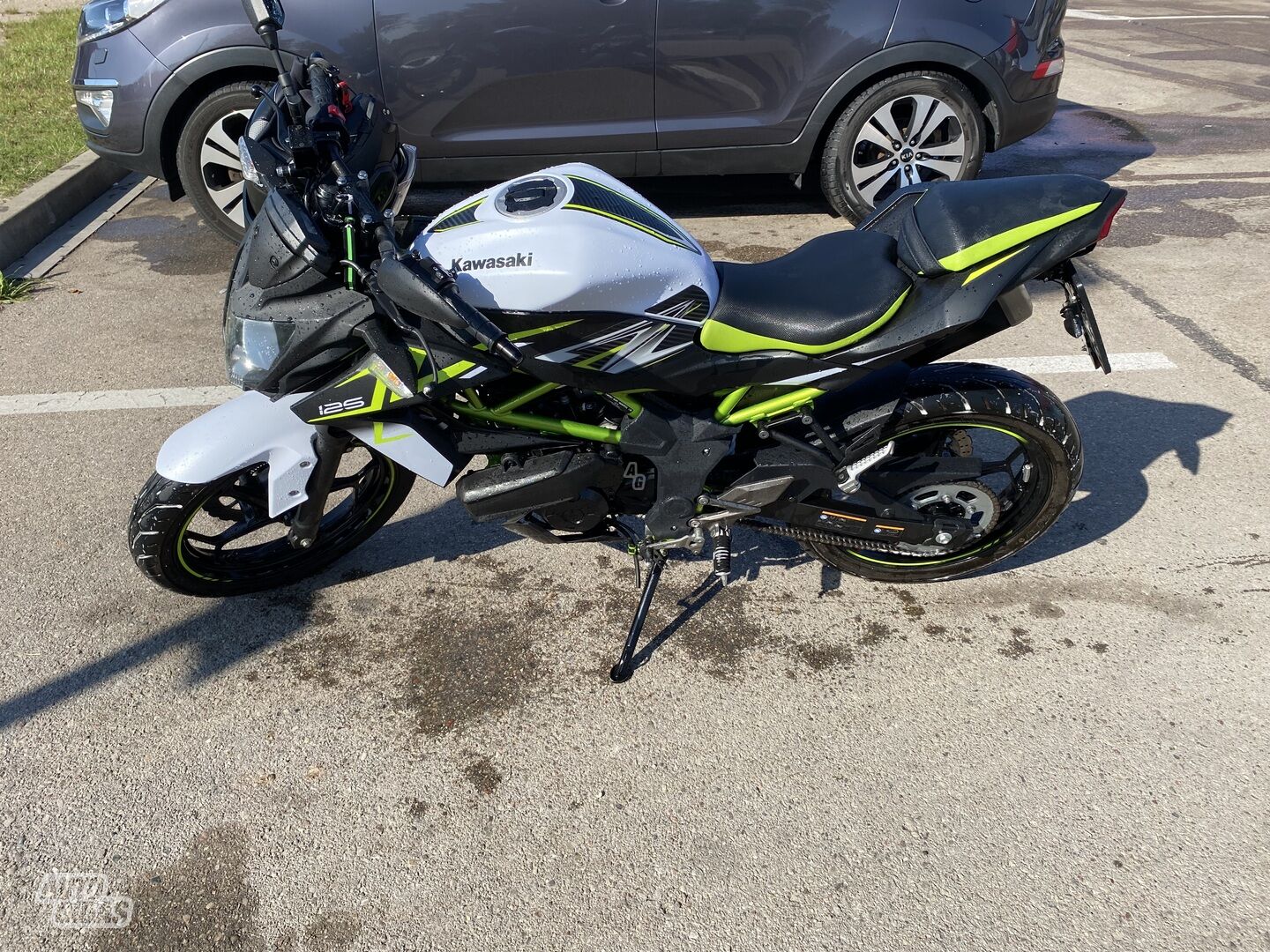 Kawasaki Z125 PRO 2021 y Sport / Superbike motorcycle