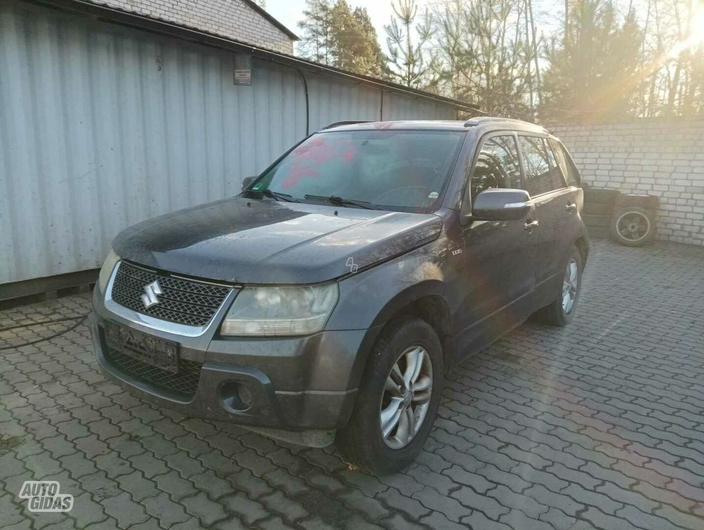 Suzuki Grand Vitara 2010 y parts