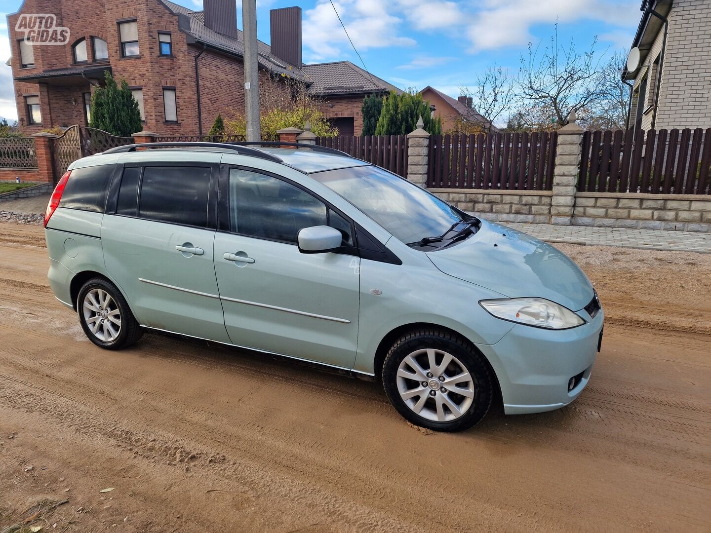 Mazda 5 2006 y Van