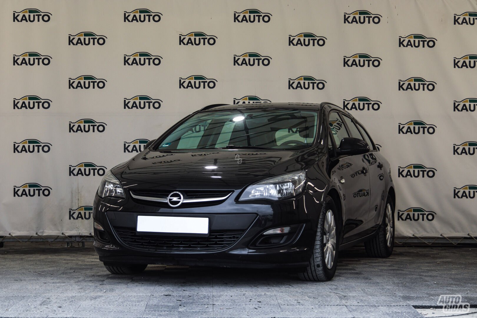 Opel Astra 2013 m Universalas