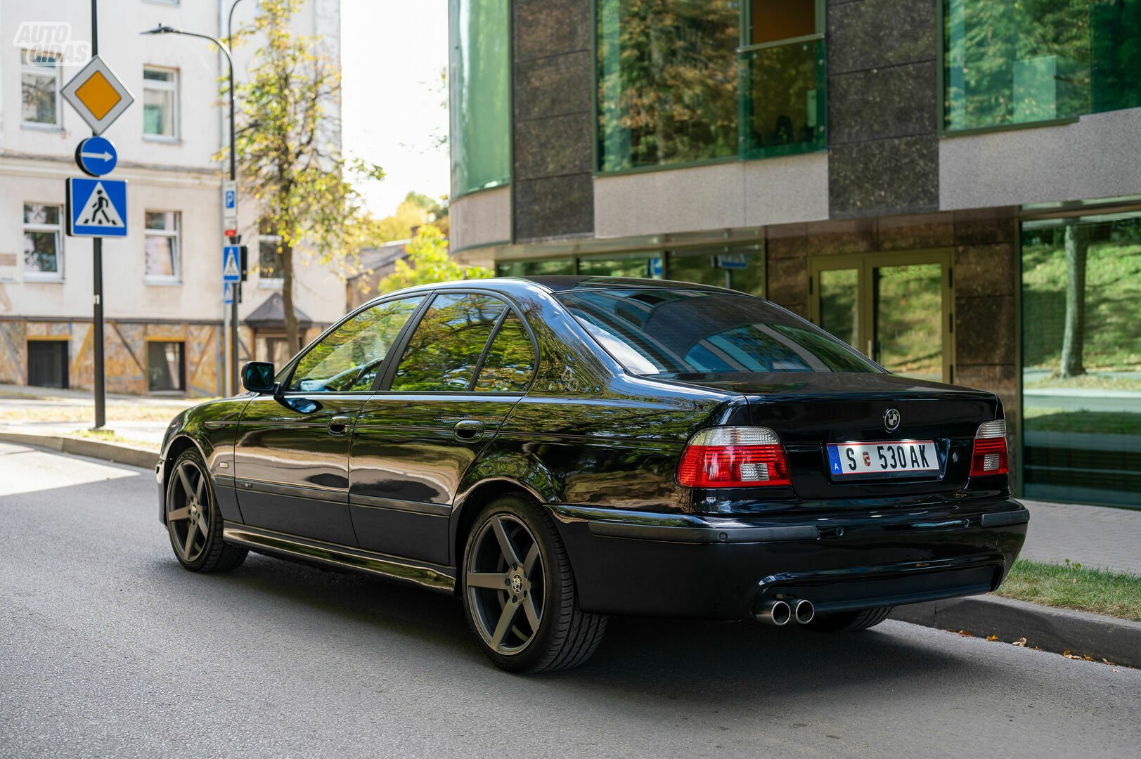 Bmw 530 E39 //M Pack INDIVIDUAL 2000 y