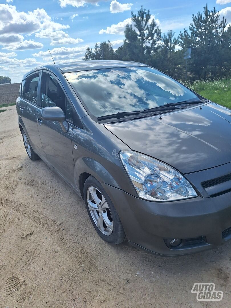 Toyota Corolla Verso 2005 y Hatchback