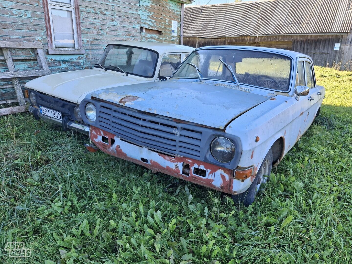 Gaz 24 1985 y Sedan