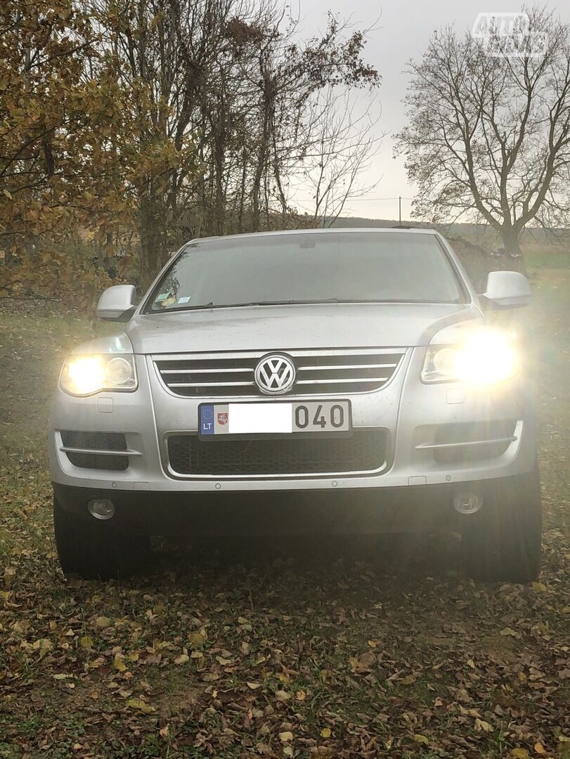 Volkswagen Touareg 2007 г Внедорожник / Кроссовер