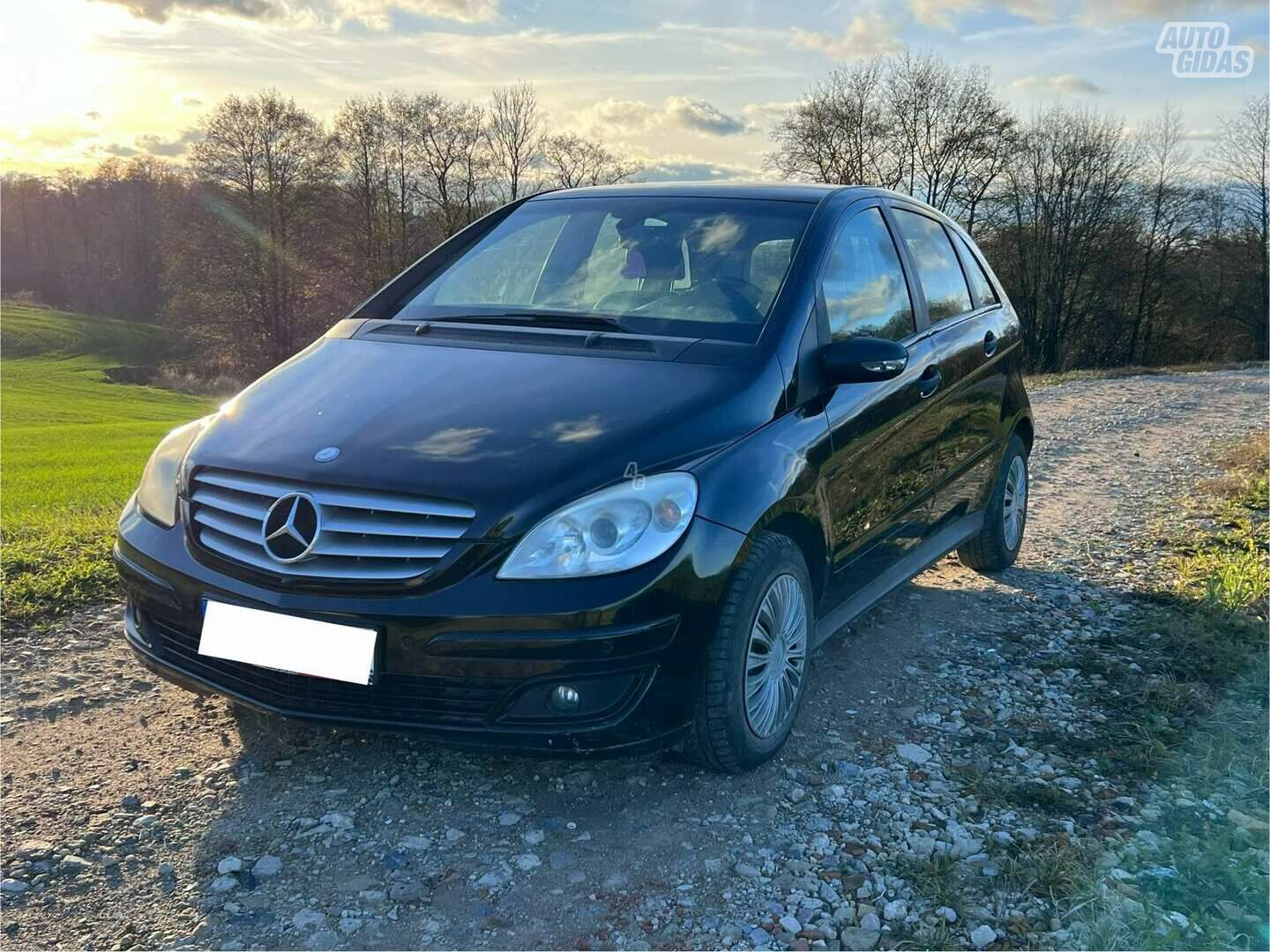 Mercedes-Benz B 180 2007 y Hatchback