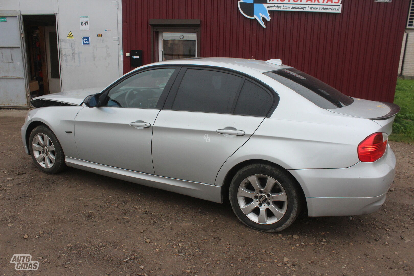 Bmw 318 2007 m dalys