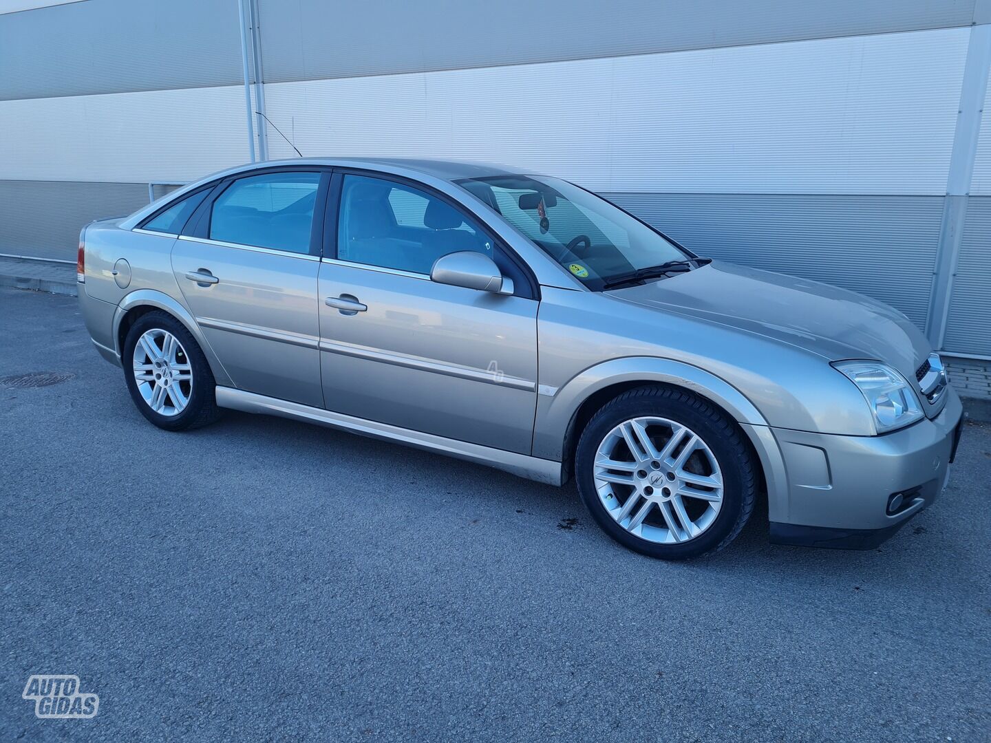 Opel Vectra C 2004 y