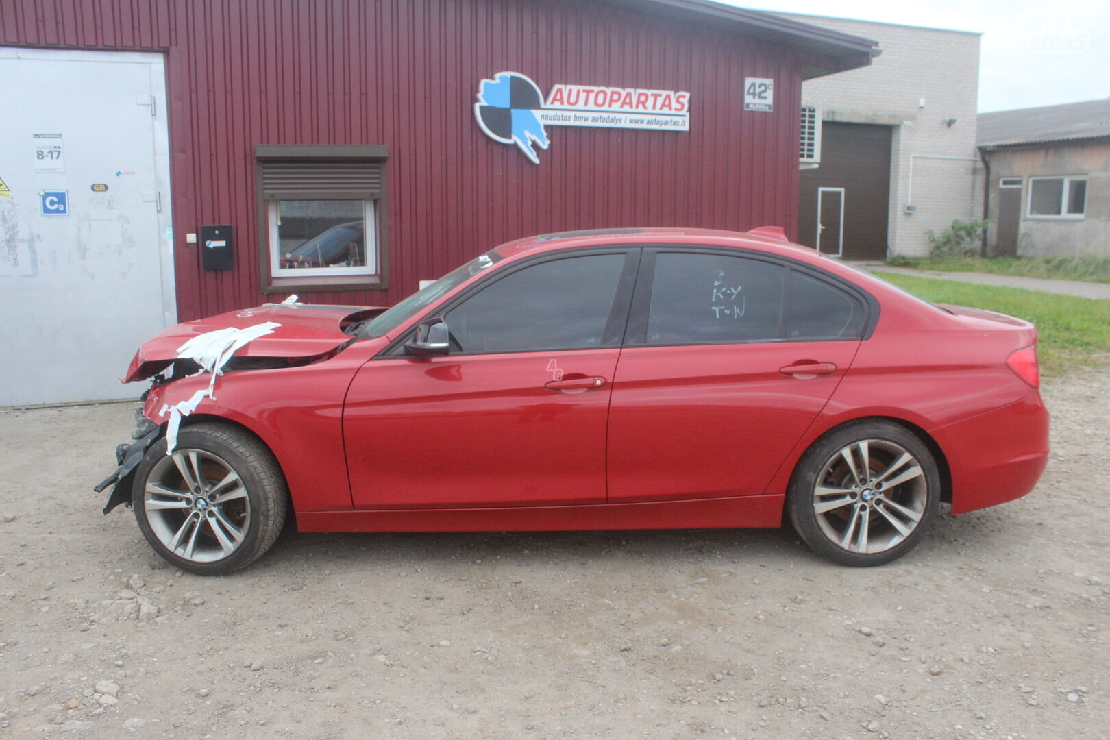 Bmw 328 F30 2013 m dalys