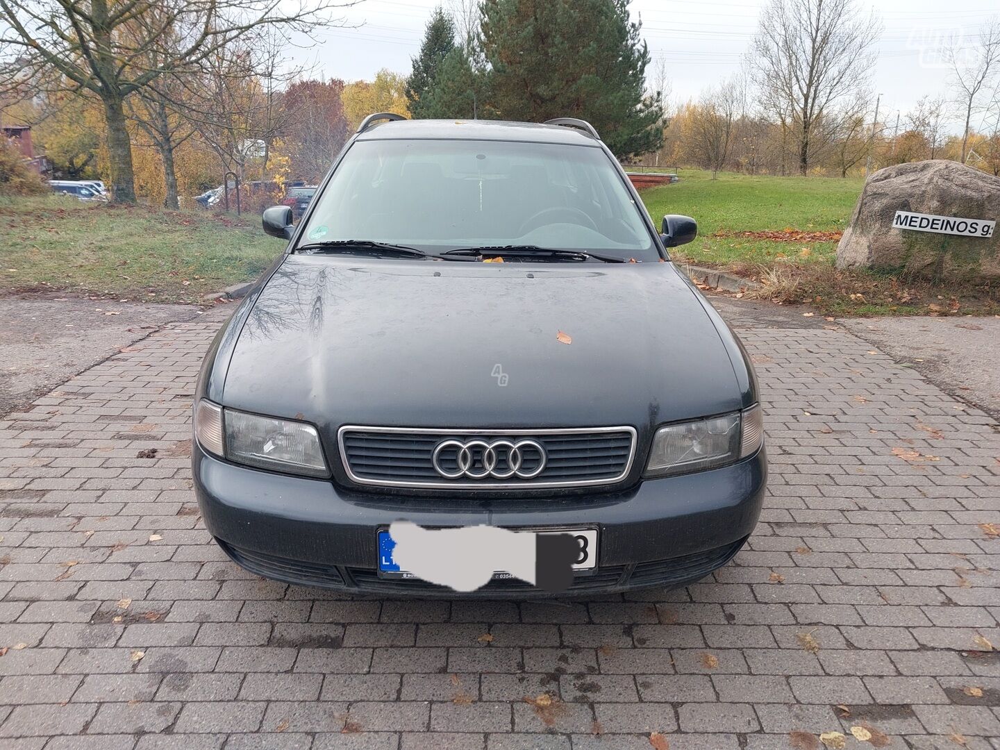 Audi A4 1998 m Universalas