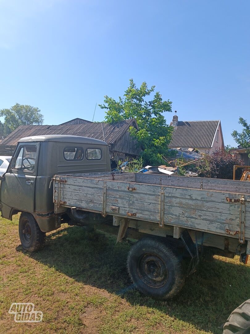 Uaz 3303 1989 г Грузовой микроавтобус