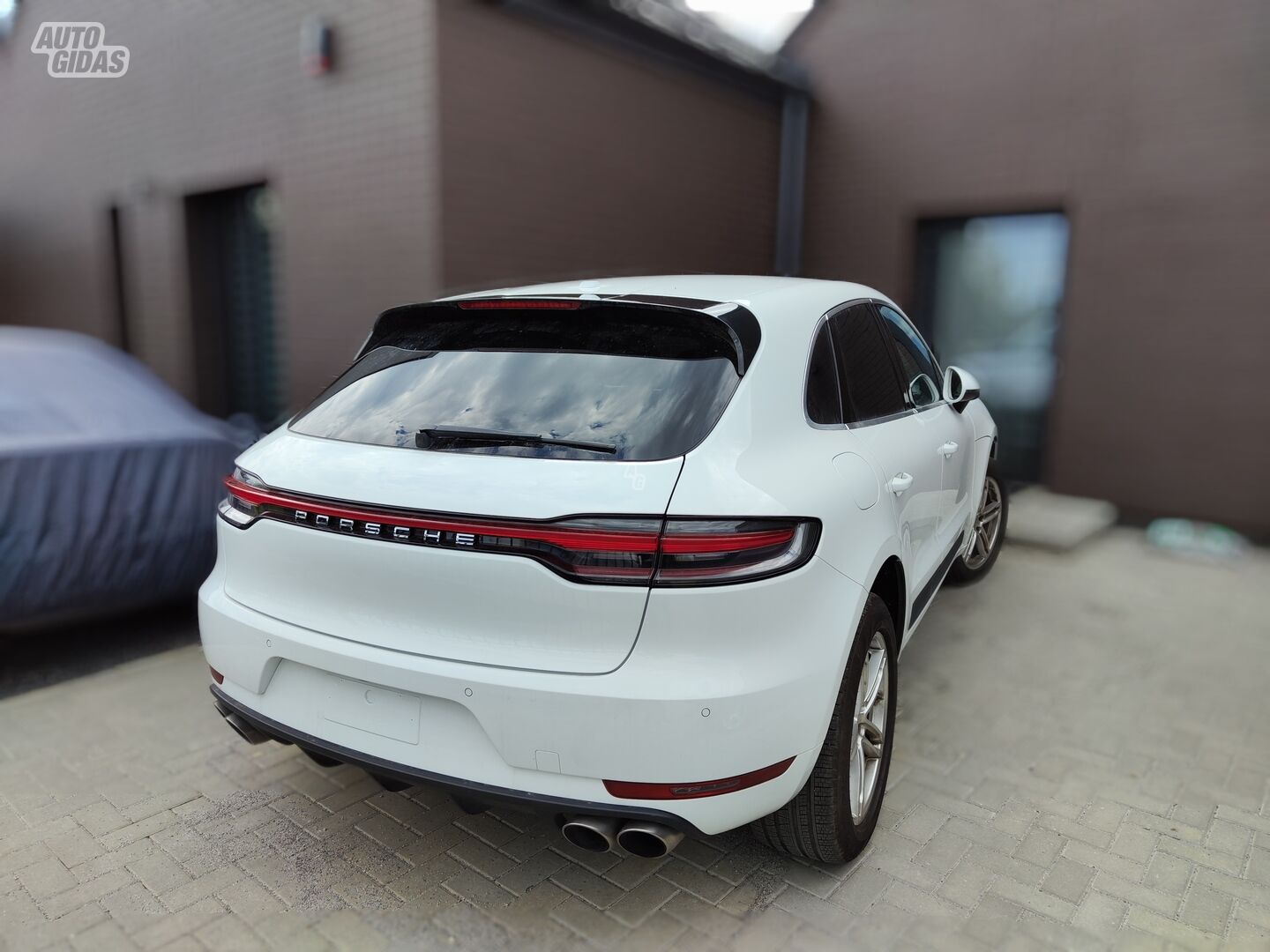 Porsche Macan 2016 m Visureigis / Krosoveris