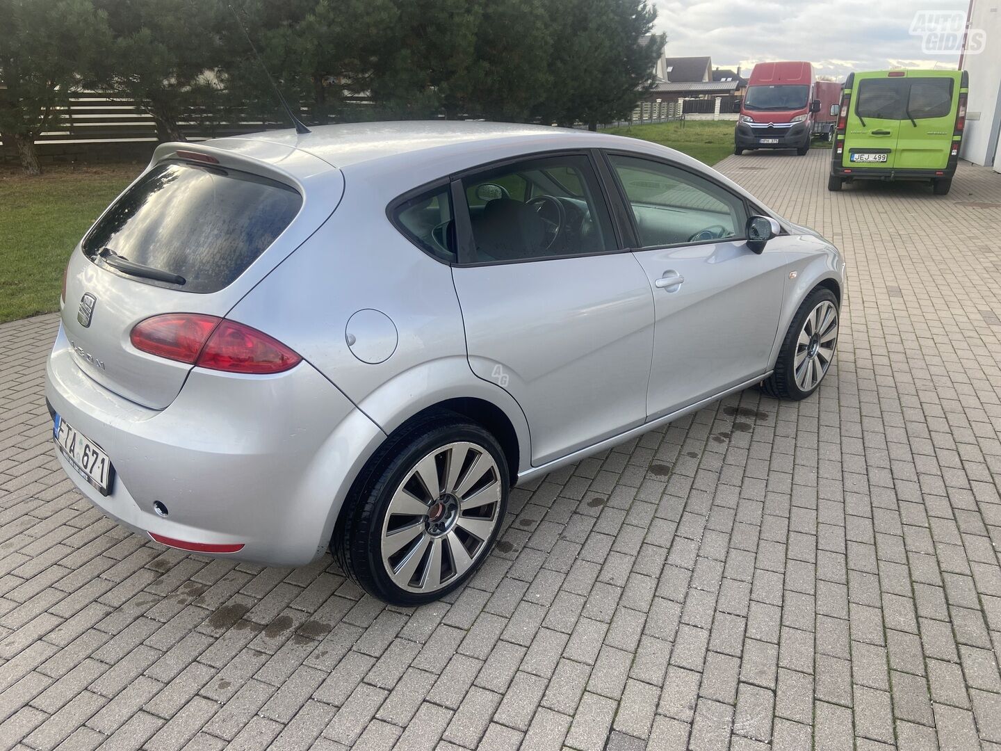 Seat Leon 2007 г Хэтчбек