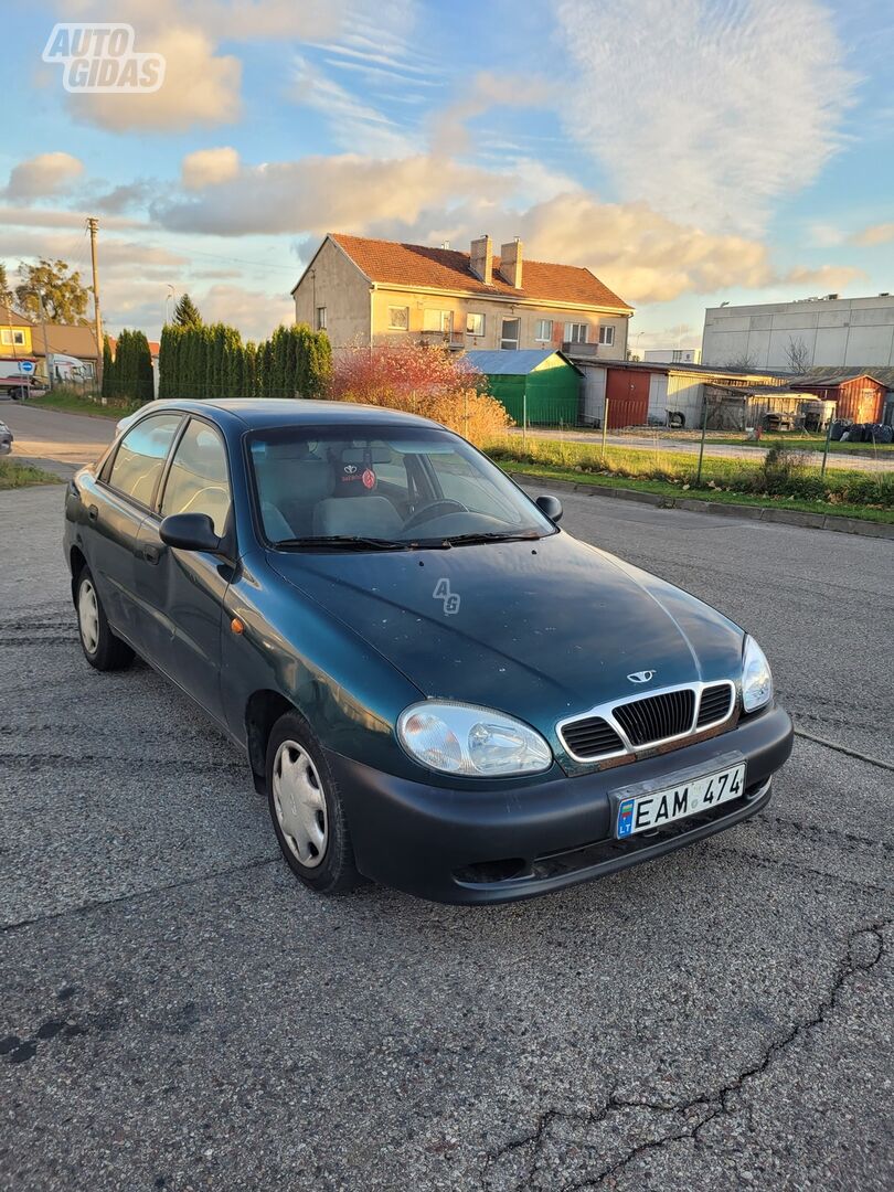 Daewoo Lanos 1999 m Sedanas