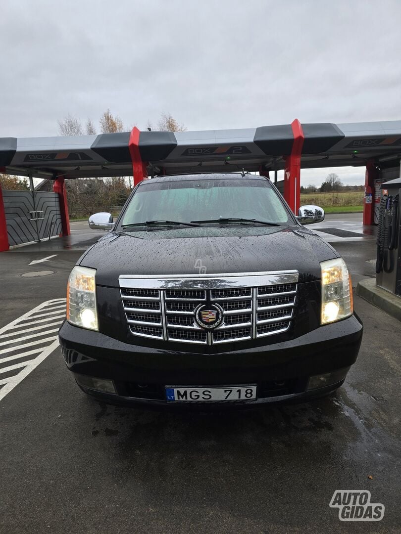 Cadillac Escalade III 2007 m