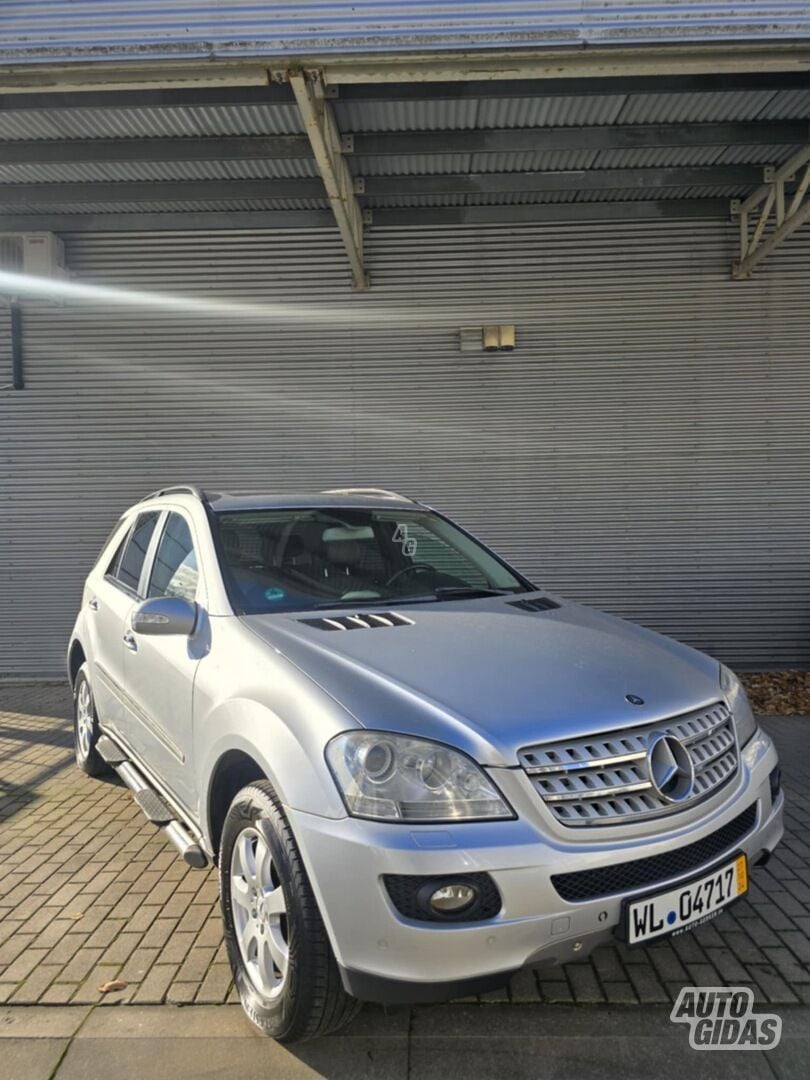 Mercedes-Benz ML 320 2007 y Off-road / Crossover