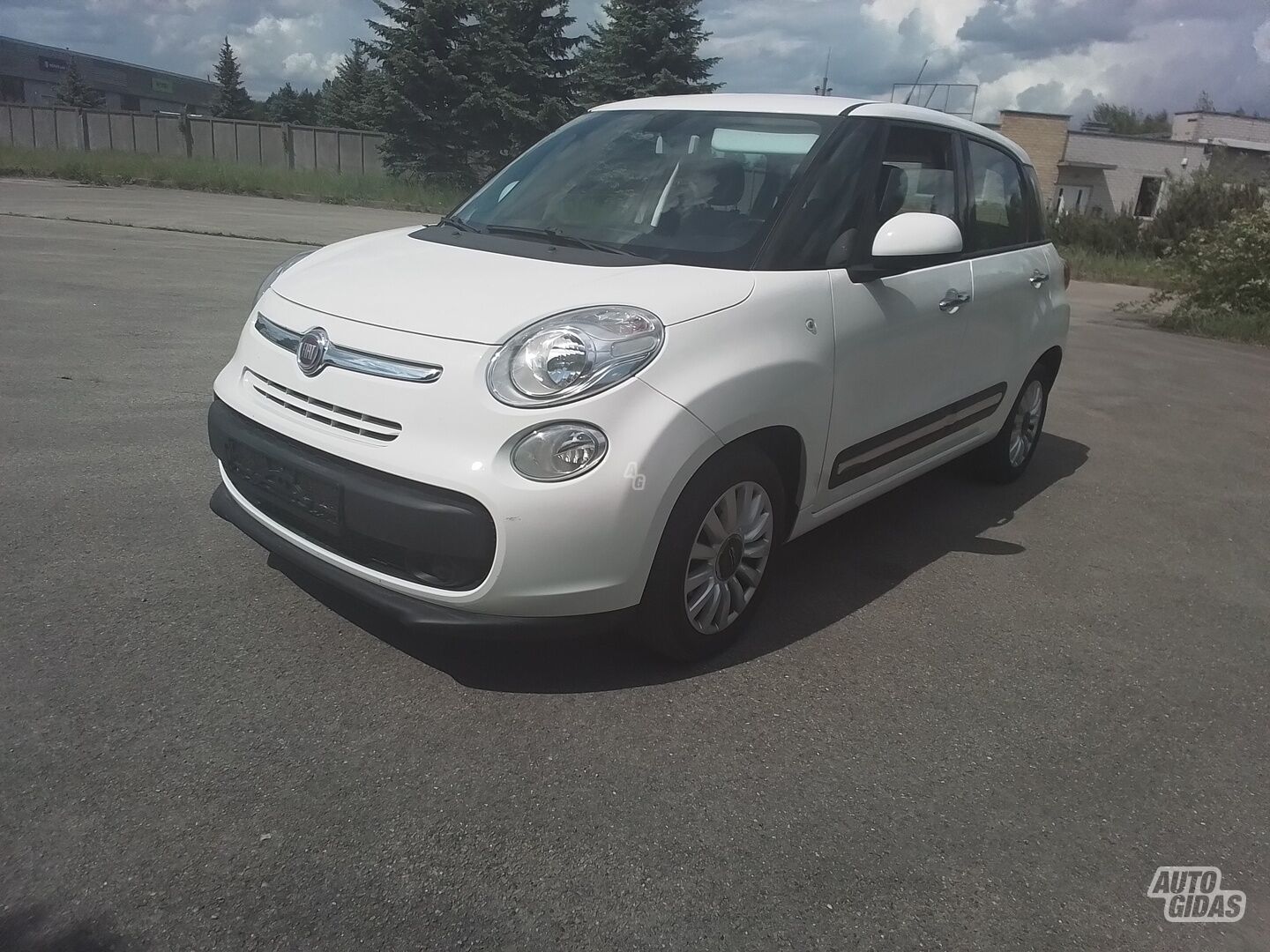 Fiat 500L 2014 г Хэтчбек