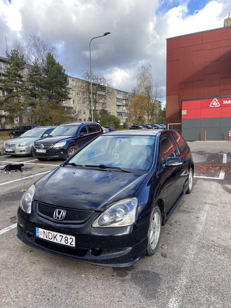 Honda Civic 2004 m Hečbekas