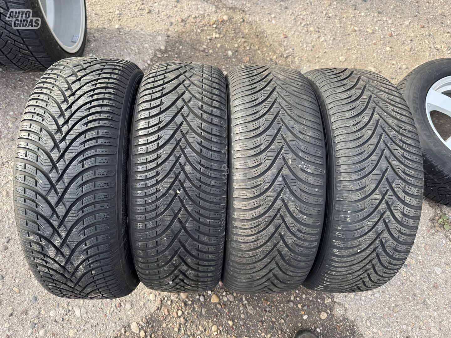 Kleber Siunciam, 5+7mm R16 winter tyres passanger car